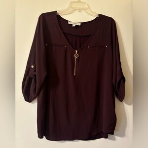 Tempted Hearts Plum Top with Gold Accents (1X)